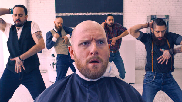 Poster phim Aunty Donna: Ngôi nhà vui vẻ