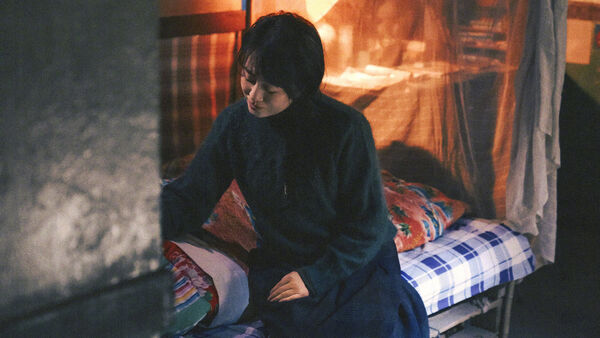 Poster phim Bắt Búp Bê