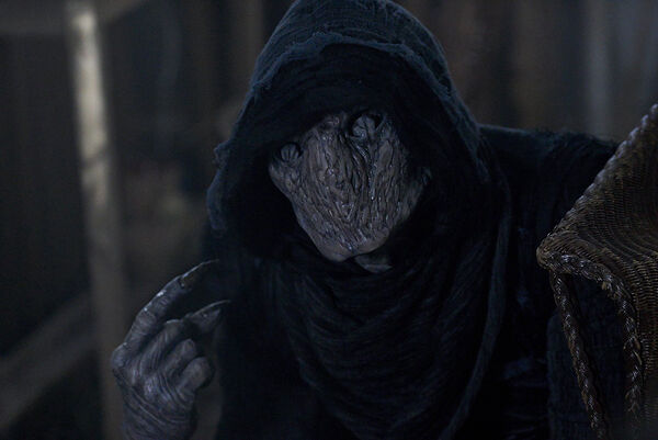 Poster phim Bóng Ma Nửa Đêm