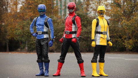 Hình ảnh tập 1 Chiến Đội Đặc Mệnh Go-Busters