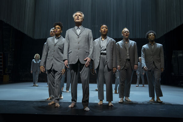 Poster phim David Byrne’s American Utopia