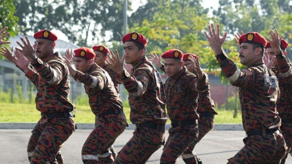 Poster phim Di Sản Lính Cứu Hỏa