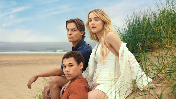 Poster phim High Tides (Phần 2)