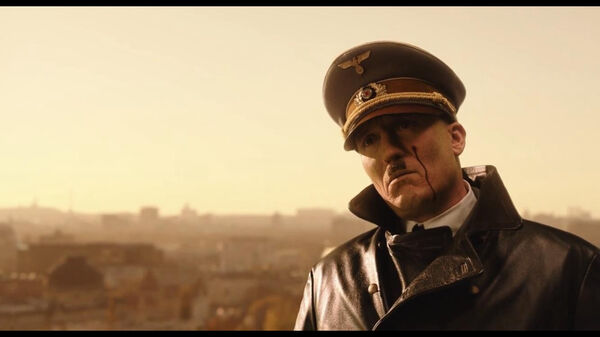 Poster phim Hitler Trở Về