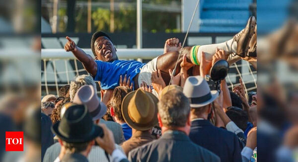 Poster phim Huyền Thoại Pelé