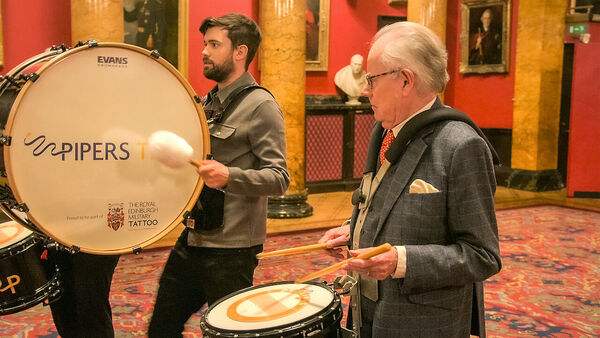 Poster phim Jack Whitehall: Du lịch cùng cha tôi (Phần 4)