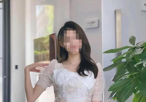 Poster phim Người Vợ Cao Cả
