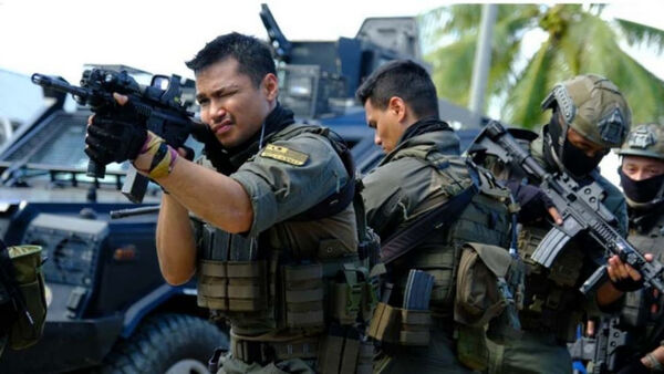 Poster phim Takluk: Lahad Datu