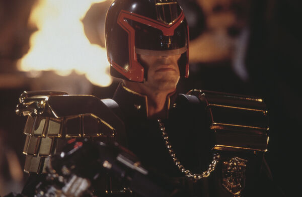 Poster phim Thẩm Phán Dredd