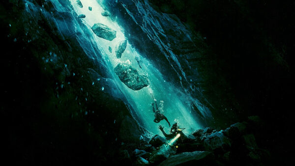 Poster phim The Dive