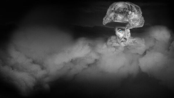 Poster phim To End All War: Oppenheimer & the Atomic Bomb