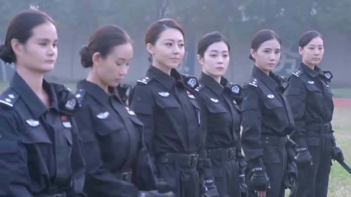 Hình ảnh tập 4 Hoa Khôi Và Cảnh Khuyển